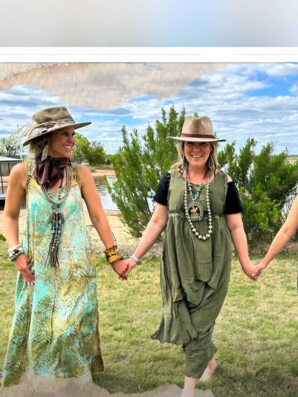 A Rare Bird Maxi Dress L/XL